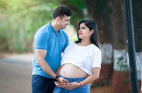 Maternity shoot in Navi Mumbai - Image 14